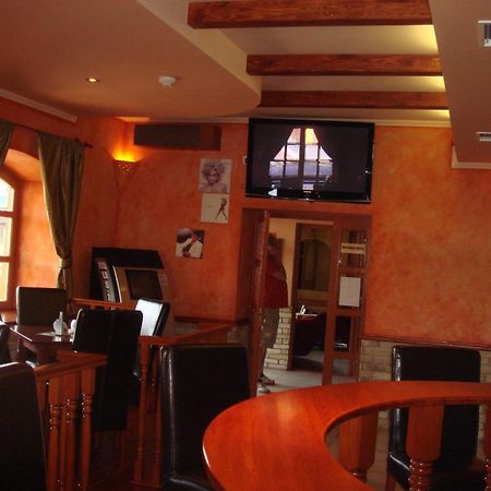 Nagyszenas Platan Panzio Bed & Breakfast エクステリア 写真